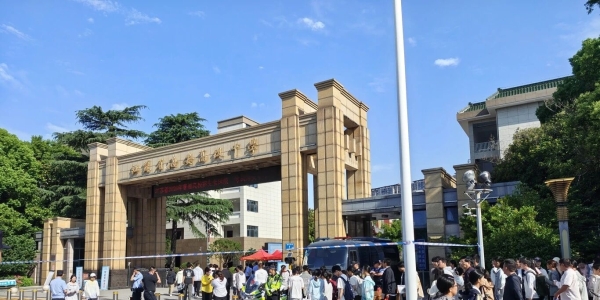2829名！必胜！直击海安高考首日