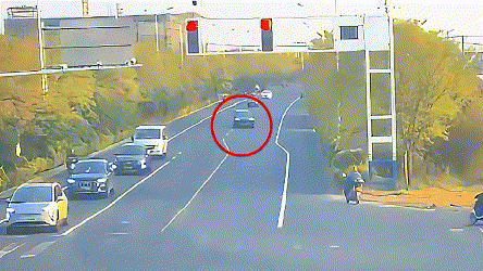 5724a57c1bc0b0df4352097404e2f3af.gif