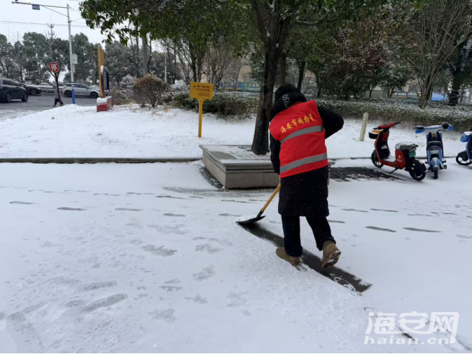 风雪践初心 暖意润民心430.png