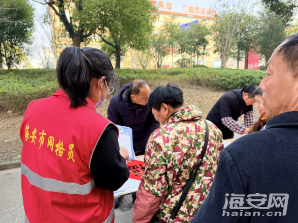 丹凤社区：浓浓墨香迎新春 义写春联送祝福849.png