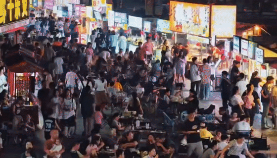 ea29ad375aadf5d928ba7ab758e8c346.gif